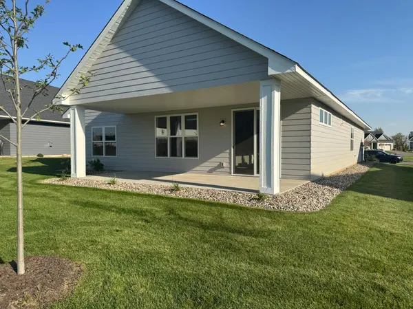 17963 Grantham LN, Lakeville, MN 55044