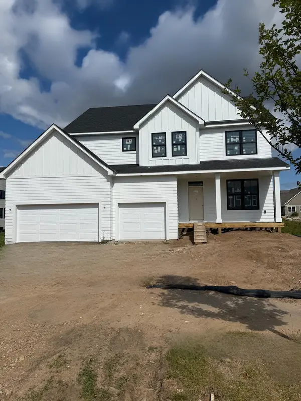 11558 Wildflower DR, Lake Elmo, MN 55042