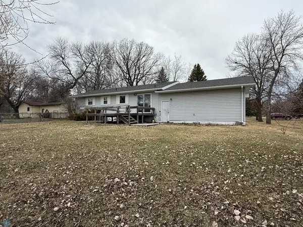 2118 11th AVE SW, Devils Lake, ND 58301