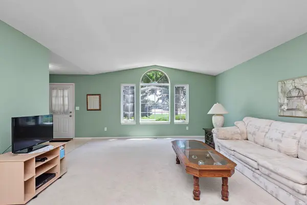 11023 57th ST NE, Albertville, MN 55301