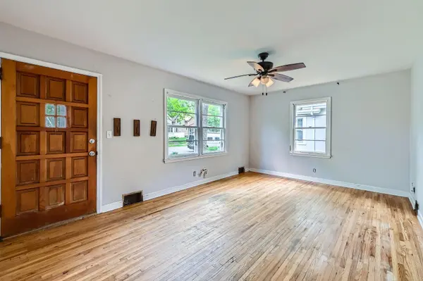 583 Cromwell AVE, Saint Paul, MN 55104
