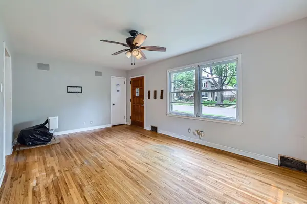 583 Cromwell AVE, Saint Paul, MN 55104