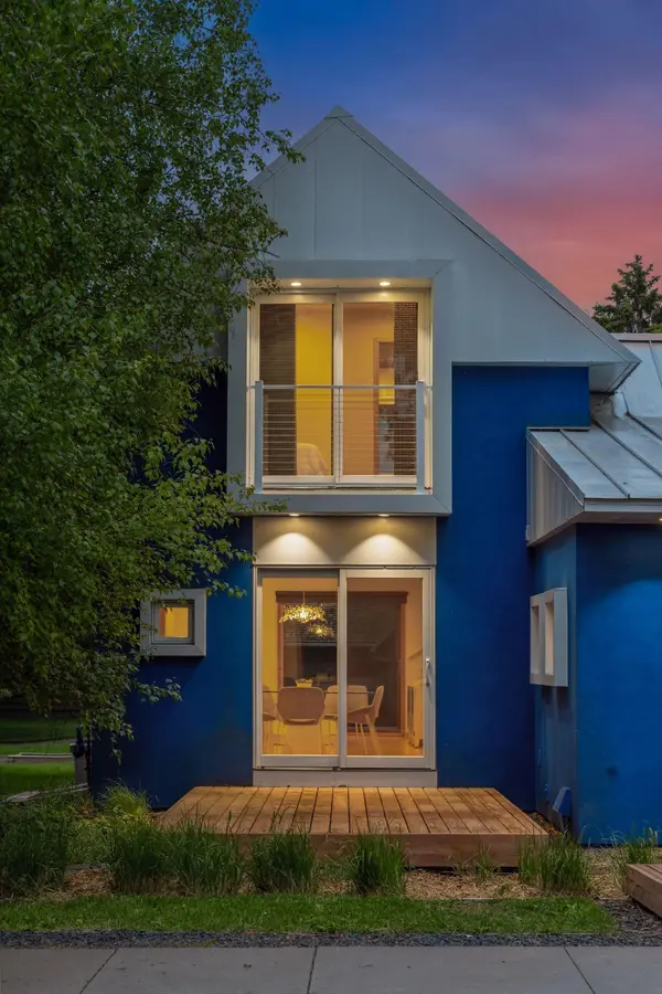 303 W 77th ST, Chanhassen, MN 55317