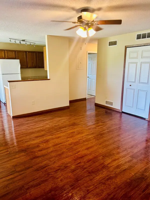 3333 Nevada AVE N #3302, Crystal, MN 55427