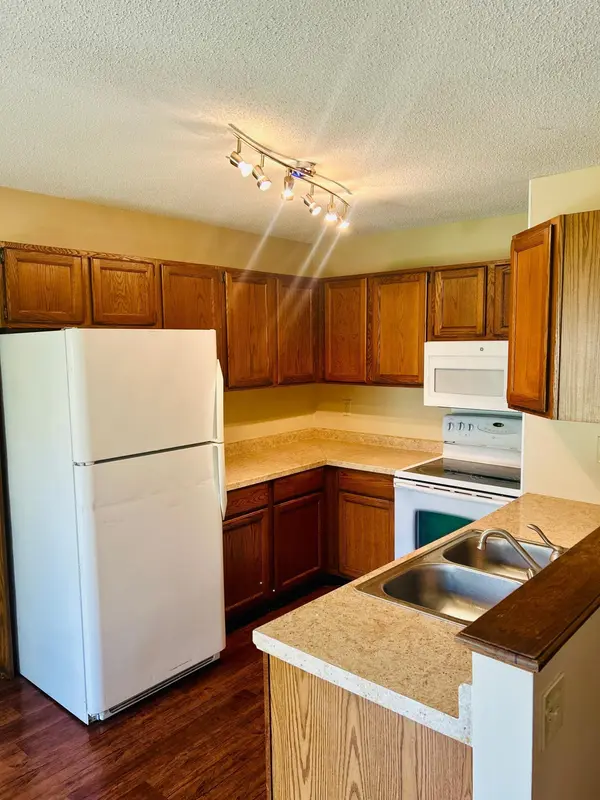 3333 Nevada AVE N #3302, Crystal, MN 55427