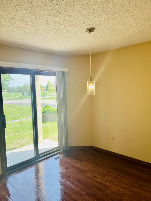 3333 Nevada AVE N #3302, Crystal, MN 55427