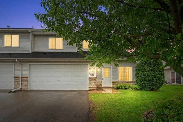 1650 Patriot LN, Waconia, MN 55387