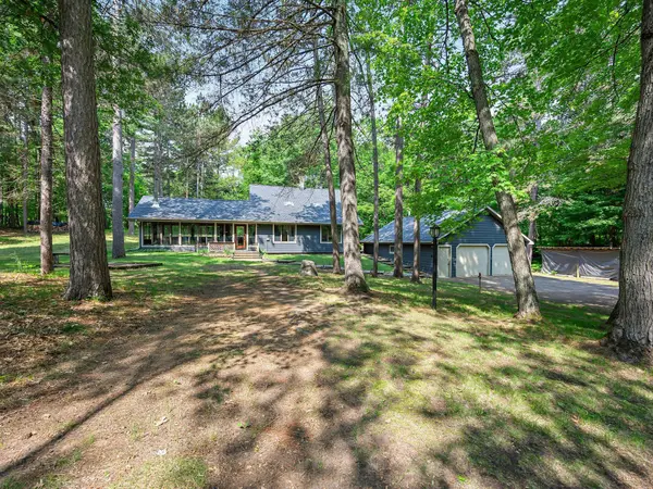 3709 Half Moon CIR, Jackson Twp, WI 54830