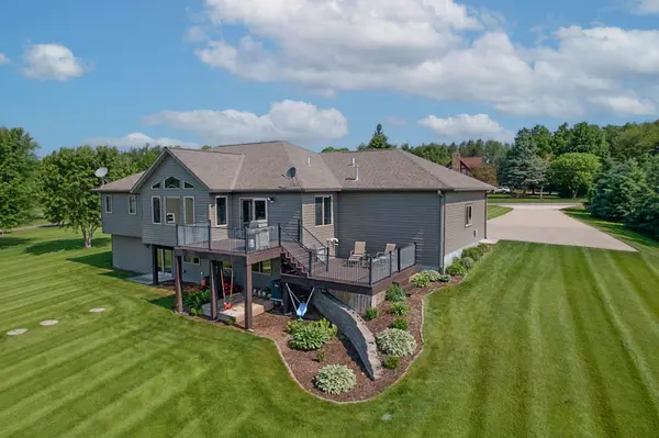 6315 386th ST, Sartell, MN 56377