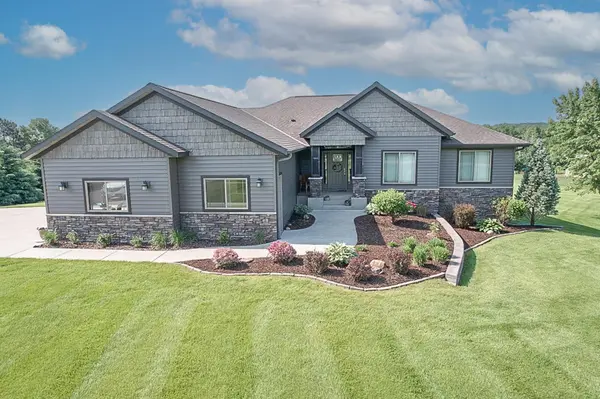 6315 386th ST, Sartell, MN 56377