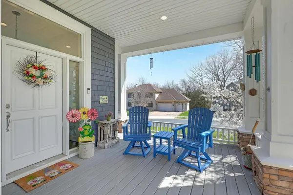 6550 S Saunders Lake DR, Minnetrista, MN 55364