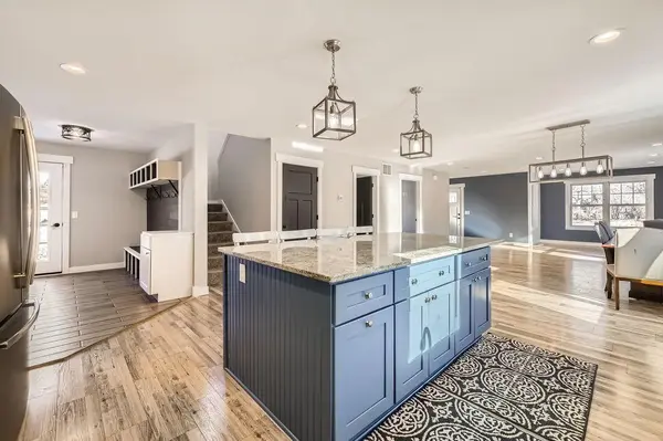 2865 Pilot Knob RD, Eagan, MN 55121