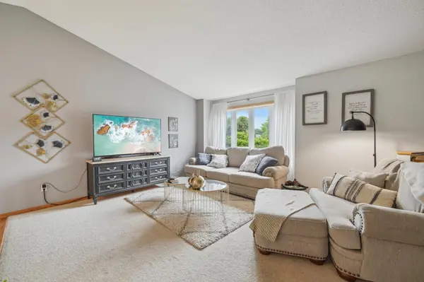 21089 Ibis AVE, Lakeville, MN 55044