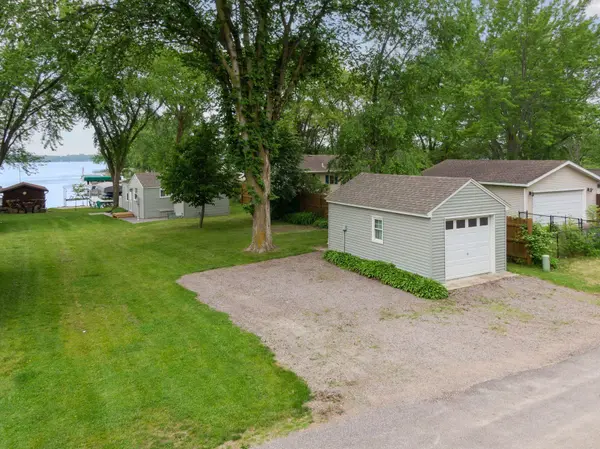 7315 120th ST NW, Annandale, MN 55302