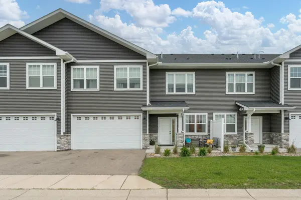 422 Ford ST E, Northfield, MN 55057