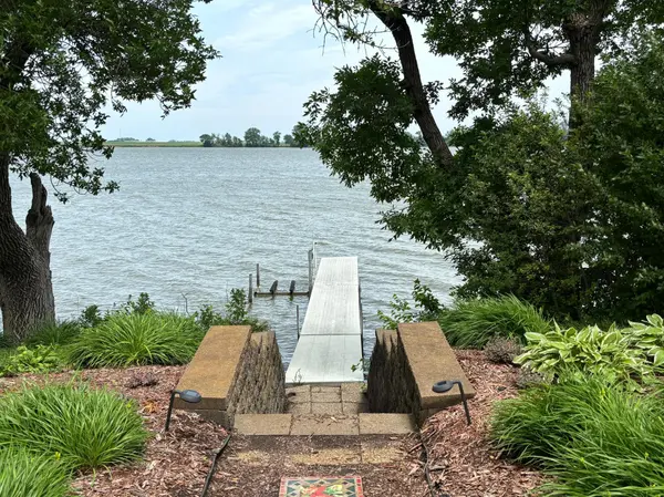 9 W Clear Lake DR, Lake Belt Twp, MN 56121
