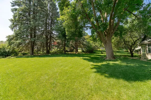 1912 Folwell DR SW, Rochester, MN 55902