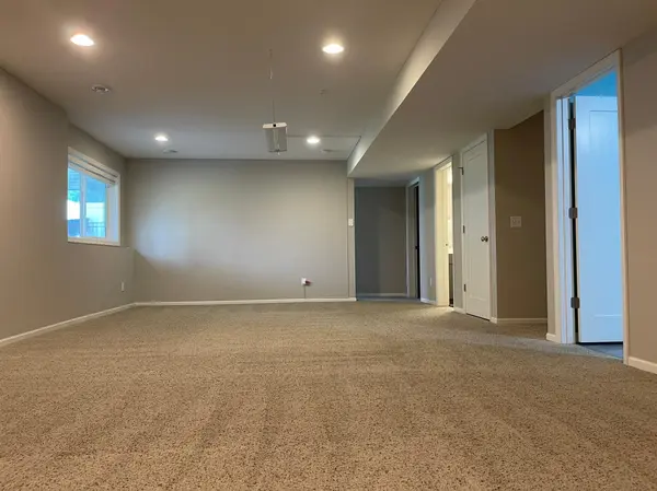 5437 154th ST W, Apple Valley, MN 55124