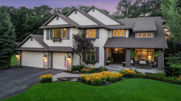 9240 Red Oak DR, Victoria, MN 55386