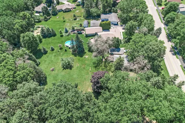 4120 Victoria Street N, Shoreview, MN 55126