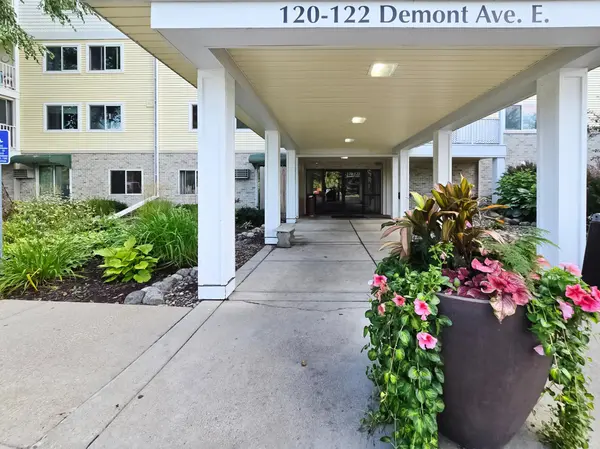 120 Demont AVE E #208, Little Canada, MN 55117