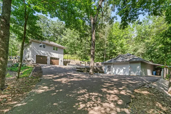 11881 Brentwood LN NW, Elk River, MN 55330