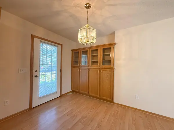 407 Cedar CT NE, Pine Island, MN 55963