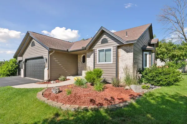 16276 Greenbriar CT, Lakeville, MN 55044