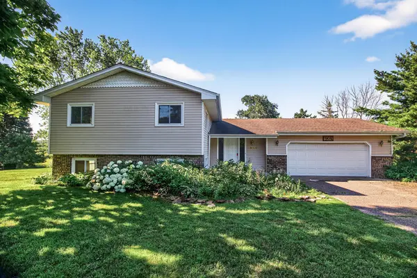 6064 157th LN NW, Ramsey, MN 55303
