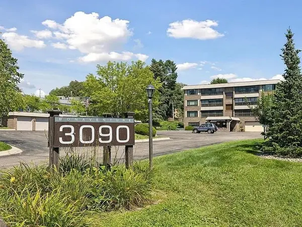 3090 N Lexington AVE N #C3, Roseville, MN 55113