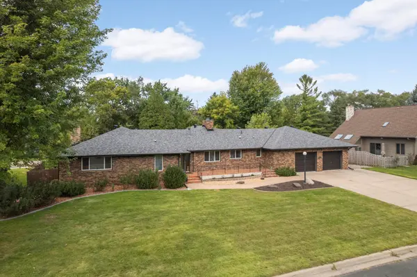 1679 Celia RD, Mendota Heights, MN 55118