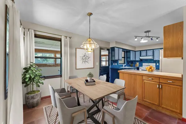 5895 Stoneybrook DR, Minnetonka, MN 55345
