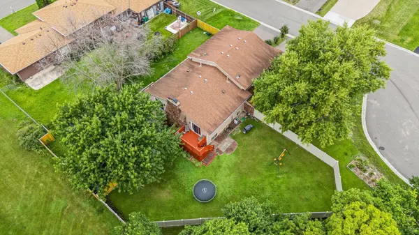9225 29th AVE N, New Hope, MN 55427