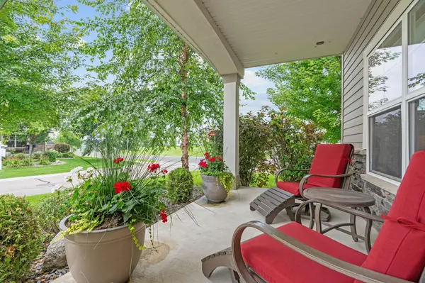 700 Somerwood WAY, Waconia, MN 55387