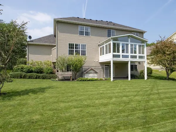 2202 Saddlebrook RD, Buffalo, MN 55313