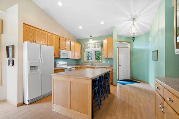 5460 Jason CT, Albertville, MN 55301