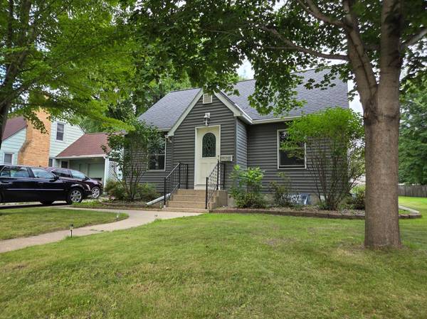 707 11th ST S, Benson, MN 56215