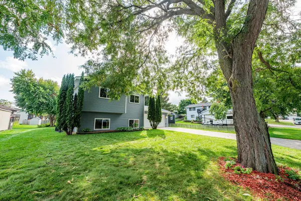 9055 Upper 81st ST S, Cottage Grove, MN 55016