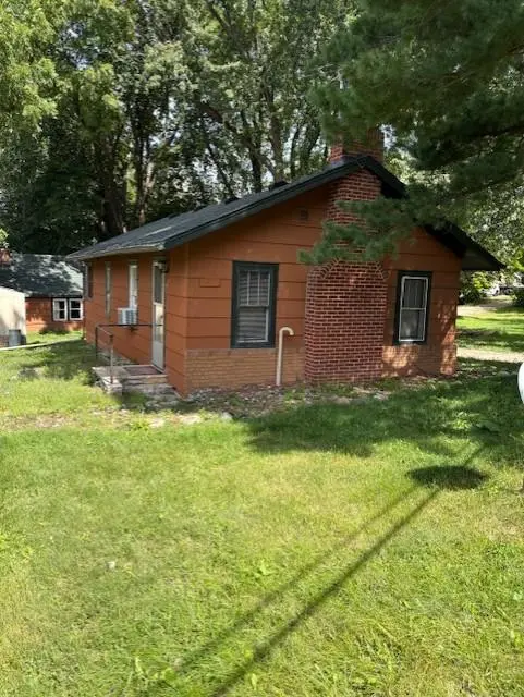 87 Juniper ST, Mahtomedi, MN 55115
