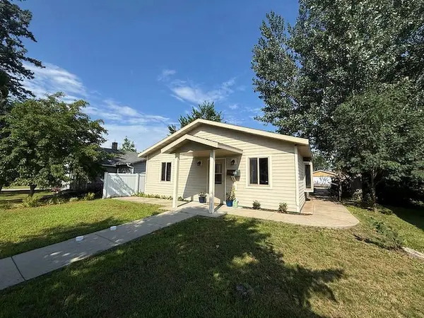 108 Huntsinger AVE, Park Rapids, MN 56470
