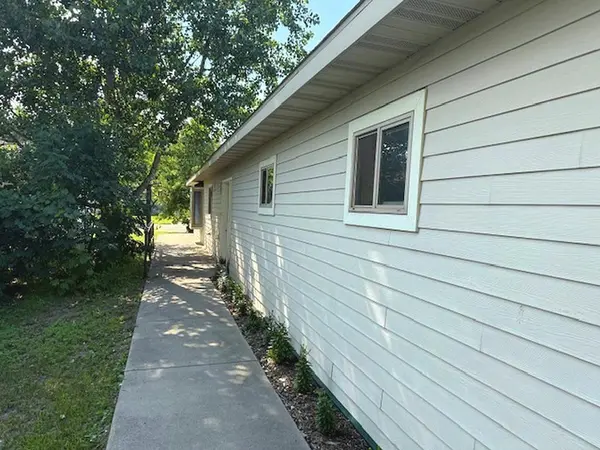 108 Huntsinger AVE, Park Rapids, MN 56470