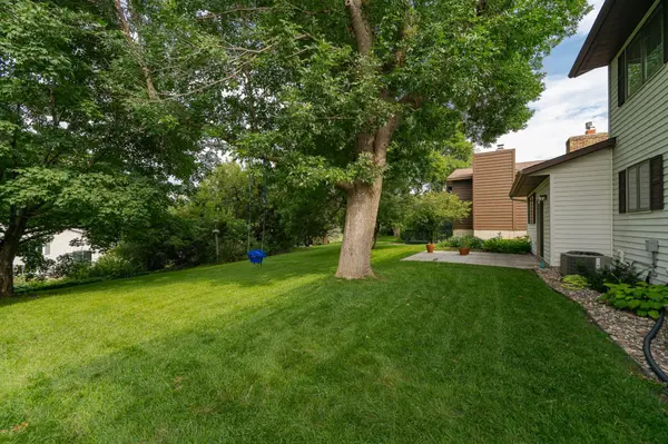 5919 24th AVE NW, Rochester, MN 55901