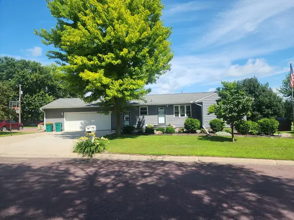 112 Lynn ST, Sherburn, MN 56171