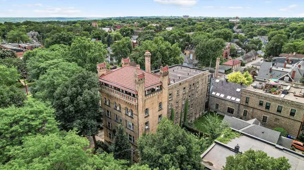 117 Mackubin ST #1, Saint Paul, MN 55102