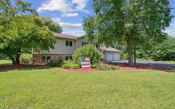 742 N Meadow DR, Hudson, WI 54016