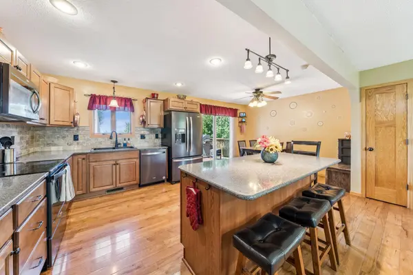 742 N Meadow DR, Hudson, WI 54016