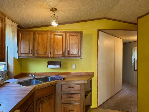 25376 Brandy Lake RD, Detroit Lakes, MN 56501