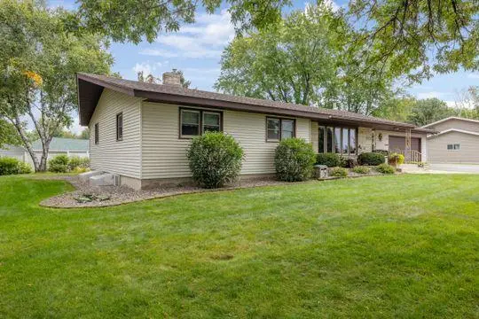406 2nd AVE S, Waite Park, MN 56387
