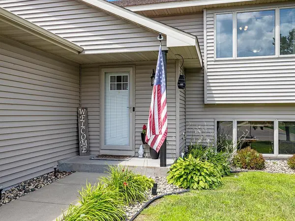 1753 Sequoia LN, New Richmond, WI 54017