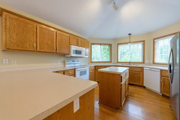7309 Deer Pass DR, Centerville, MN 55038